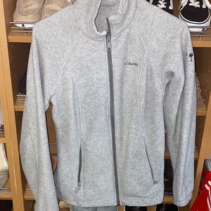 Gray Zipup Sweater 🤍(MOVING SALE! NEED EVERYTHING GONE!)